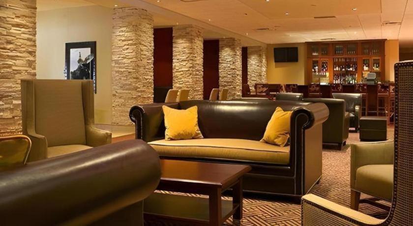 Adam'S Mark Hotel & Conference Center Kansas City Exterior photo